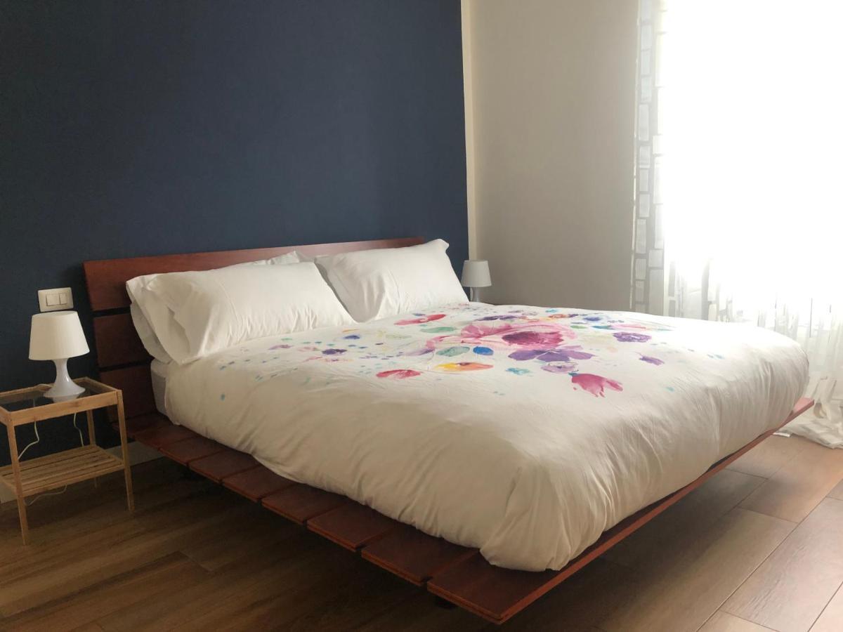 Vivi Cernobbio, La Sua Arte, La Sua Magia Apartment *